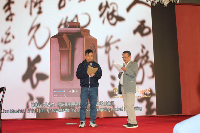6艺术家代表史小明致辞.JPG