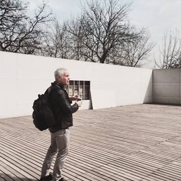 德国奥芬巴赫造型艺术学院院长海瑟参观百家湖艺术中心